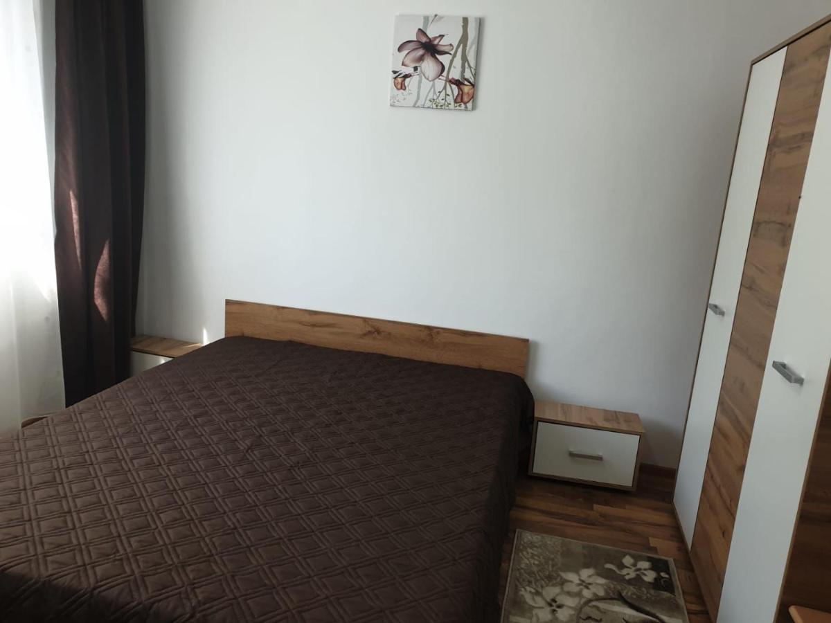 Cazare Apartament Cu 2 Camere Нехою Экстерьер фото