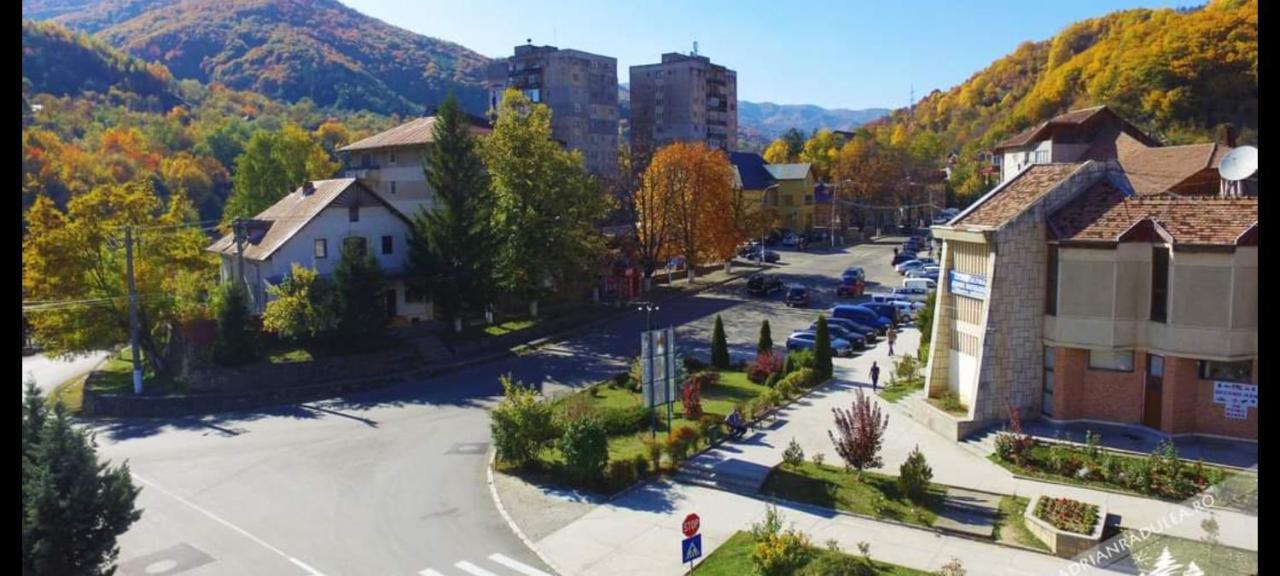 Cazare Apartament Cu 2 Camere Нехою Экстерьер фото